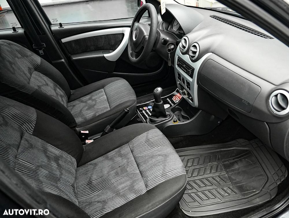 Dacia Logan 1.4 MPI Laureate - 13