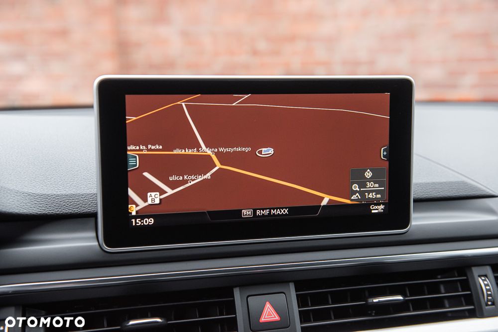 Audi A4 Avant 2.0 TDI ultra S tronic design - 26