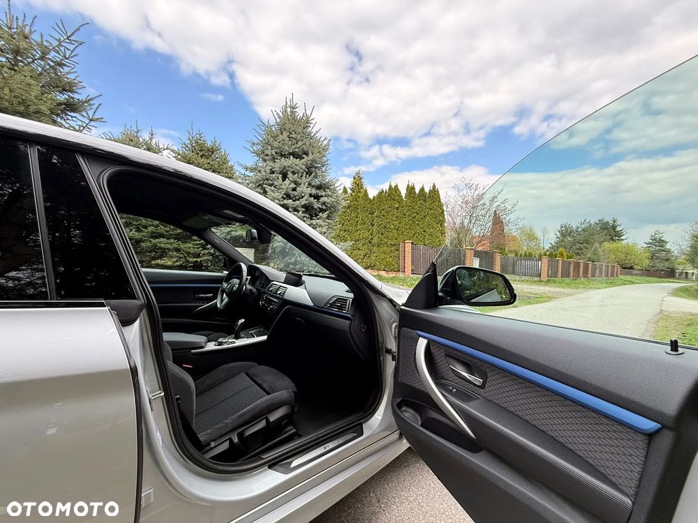 BMW Seria 3 335i xDrive M Sport - 25