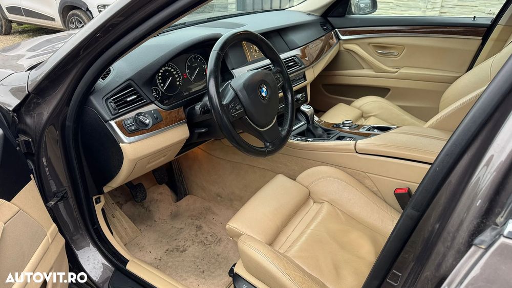 BMW Seria 5 520d Blue Performance - 2