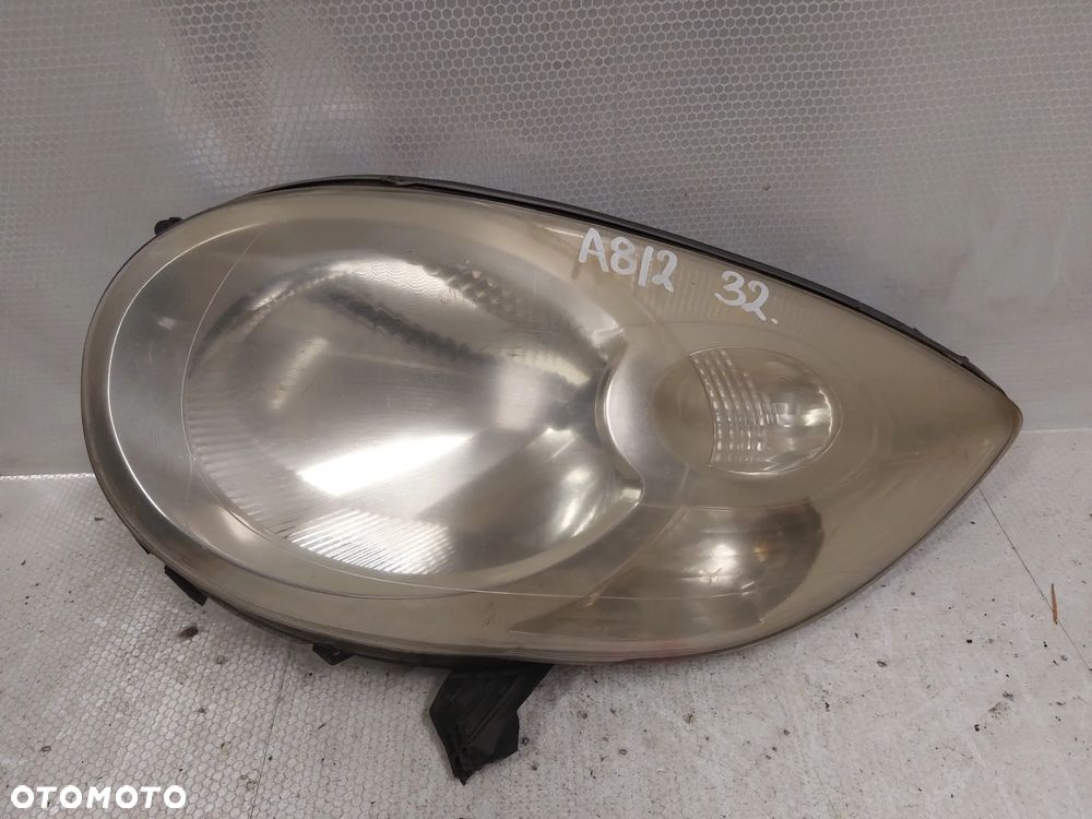 .  LAMPA PRZOD PRZEDNIA LEWA PEUGEOT 107