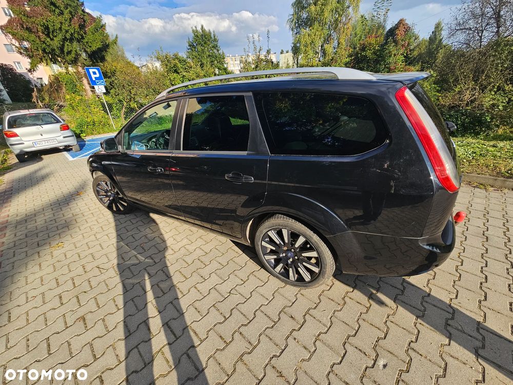 Ford Focus 1.6 Ghia - 6