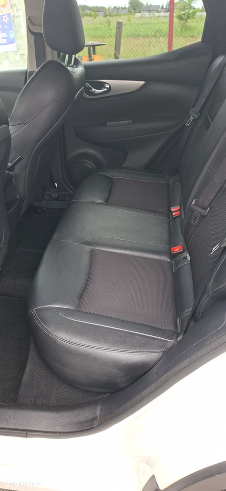 Nissan Qashqai 1.3 DIG-T N-Connecta DCT - 11