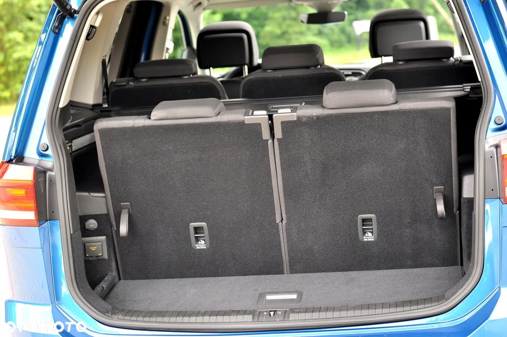 Volkswagen Touran 2.0 TDI BMT Highline DSG - 20