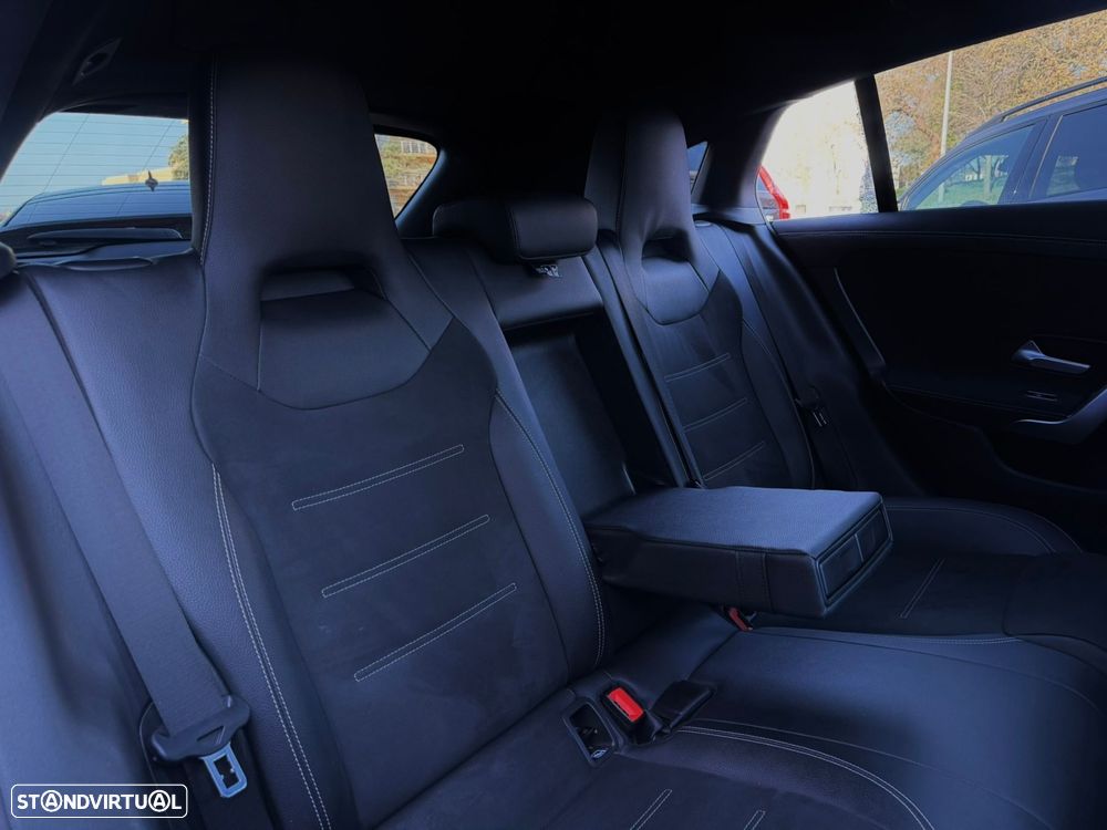 Mercedes-Benz CLA 250 e Shooting Brake AMG Line - 27