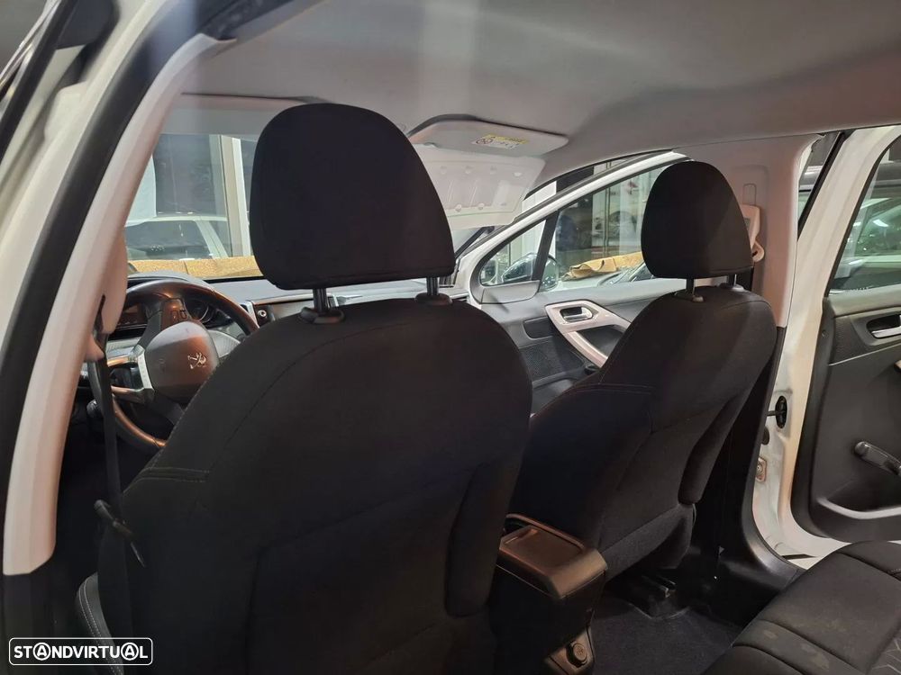 Peugeot 2008 82 VTI Allure - 14