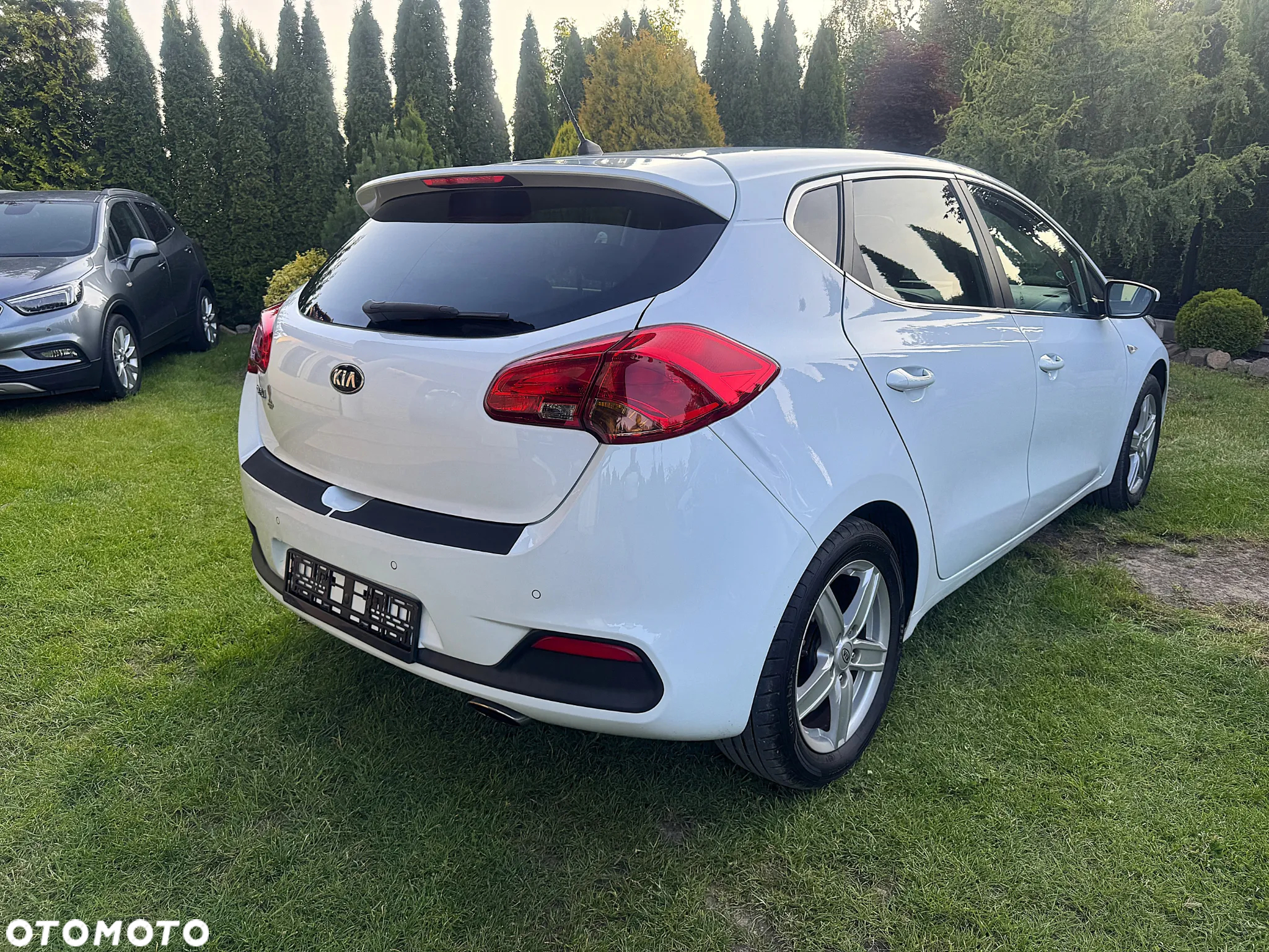 Kia Ceed - 5