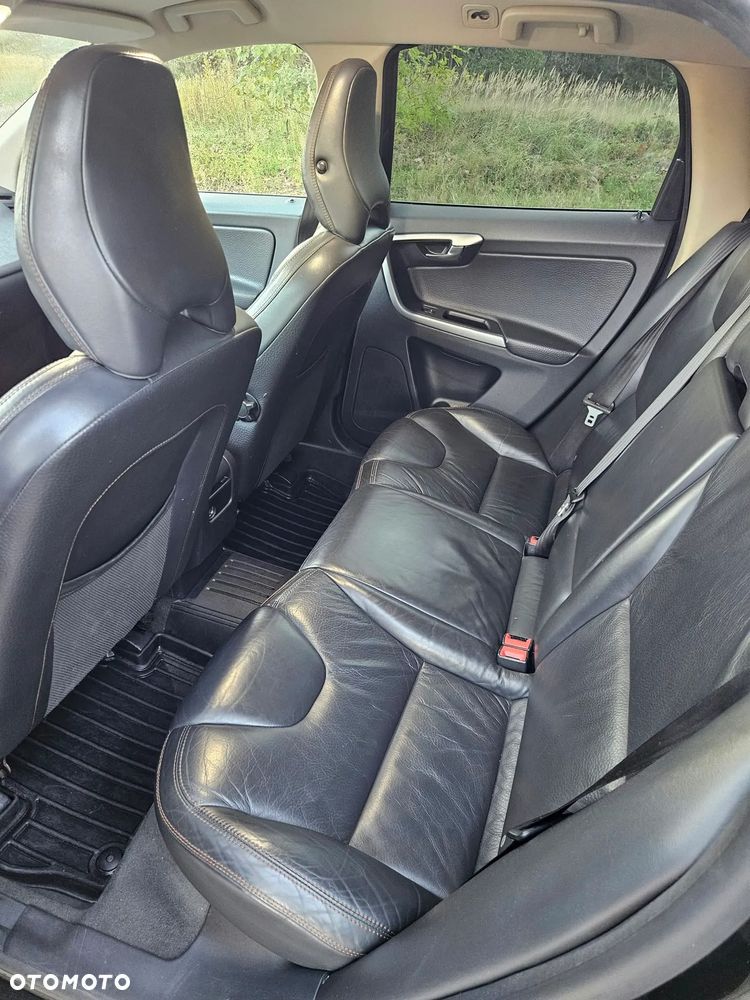 Volvo XC 60 - 31