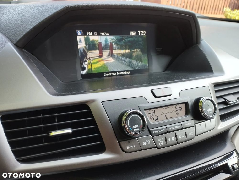 Honda Odyssey 3.5 LX - 18