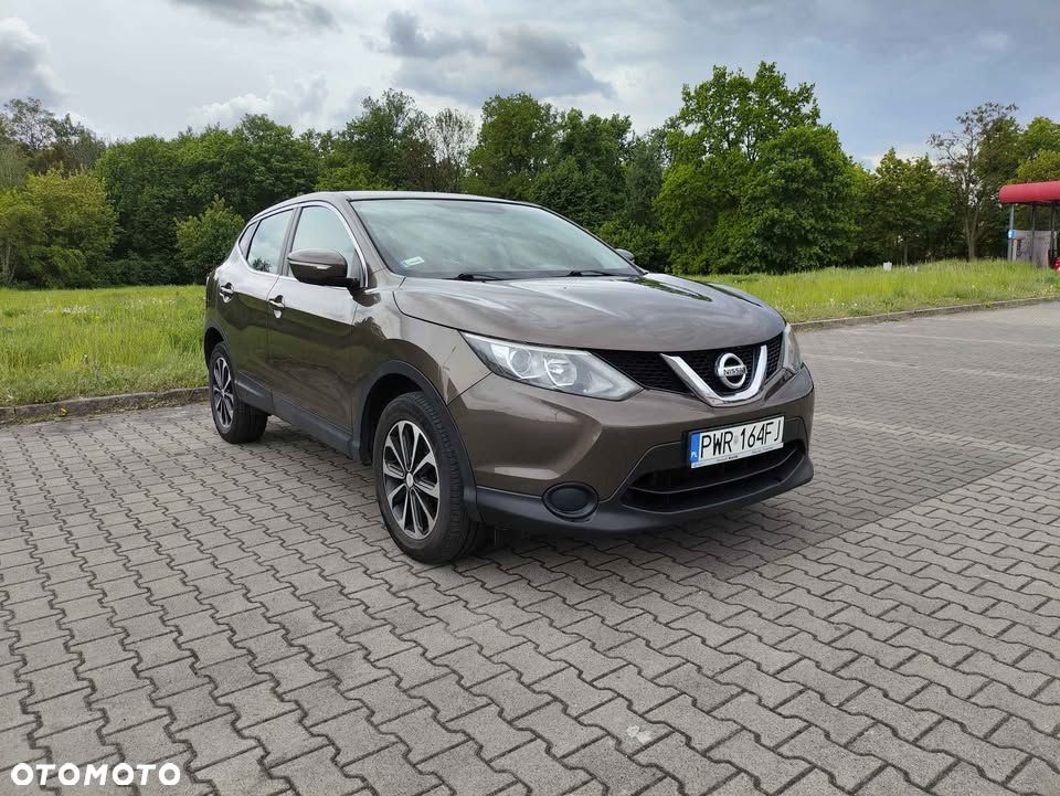 Nissan Qashqai - 1