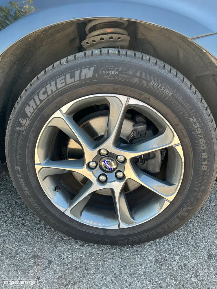 Volvo XC 60 2.0 D4 VOR - 25