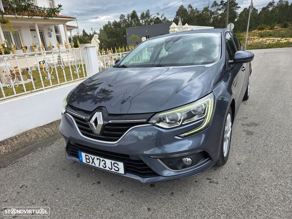 Renault Mégane 1.5 dCi Dynamique S - 1