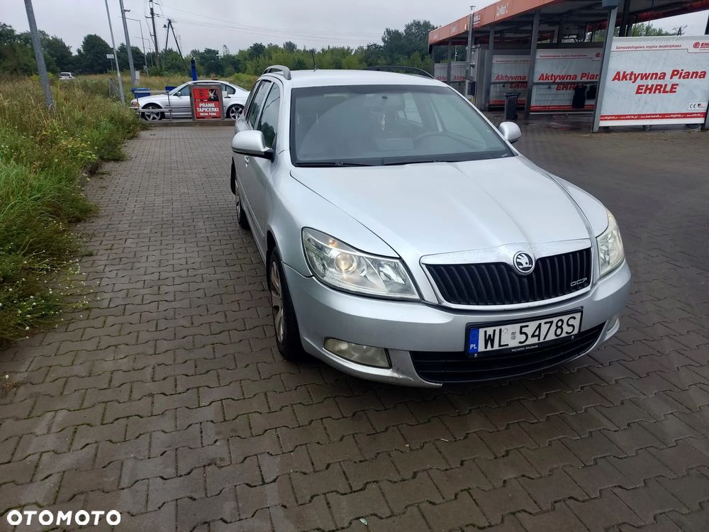 Skoda Octavia 2.0 TDI Ambiente - 24