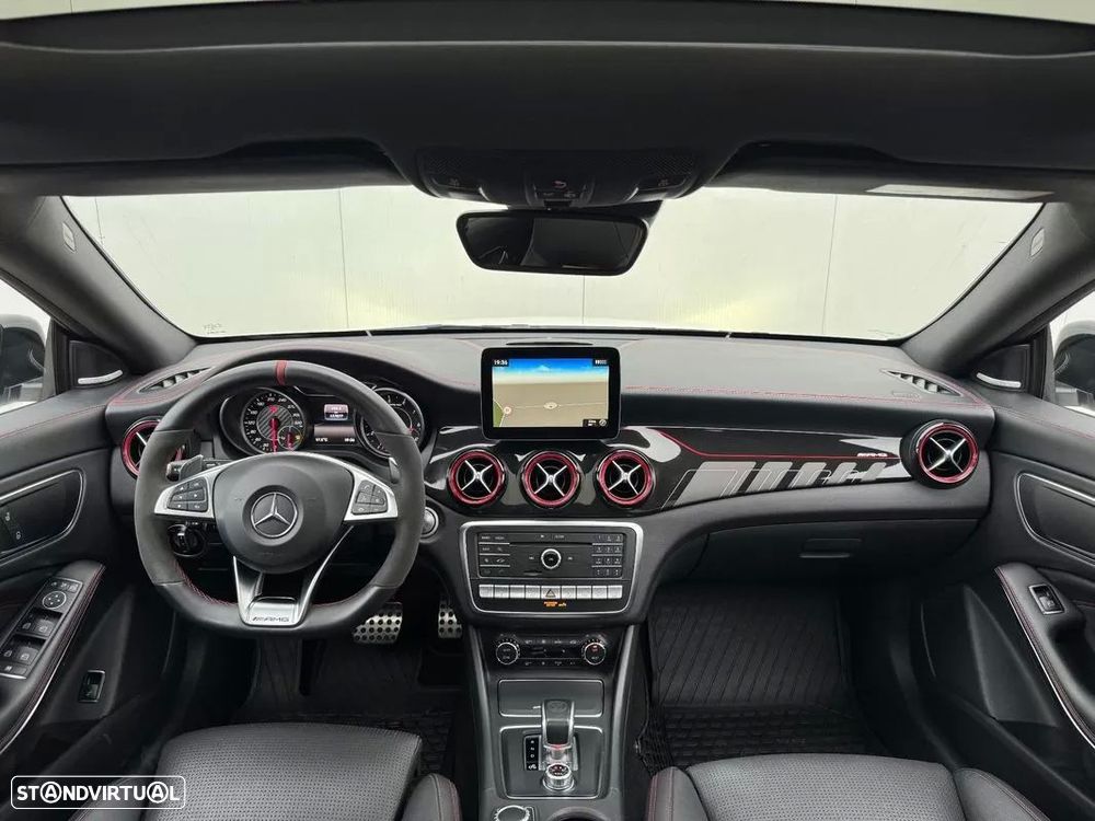 Mercedes-Benz CLA 45 AMG 4-Matic - 28