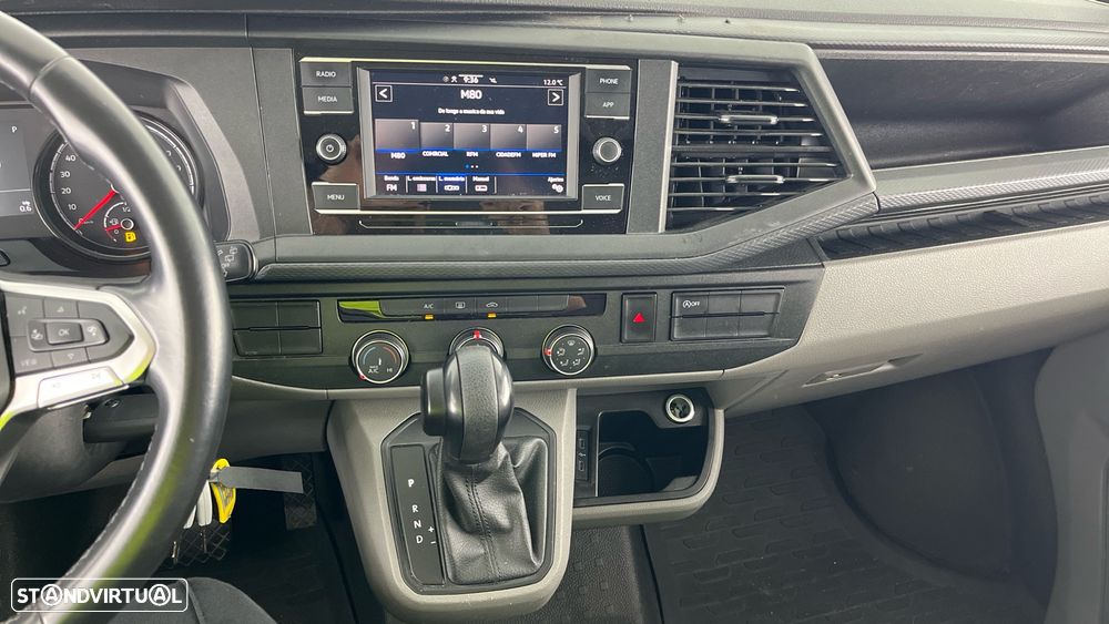 VW Transporter 2.0 TDI L1H1 A8 - 11