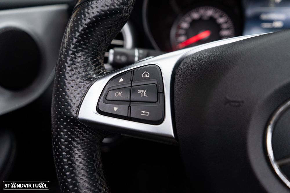 Mercedes-Benz C 220 d Aut. - 33