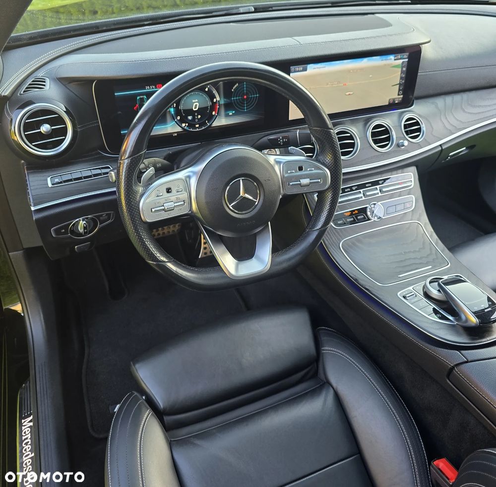 Mercedes-Benz Klasa E 220 d 9G-TRONIC AMG Line - 15