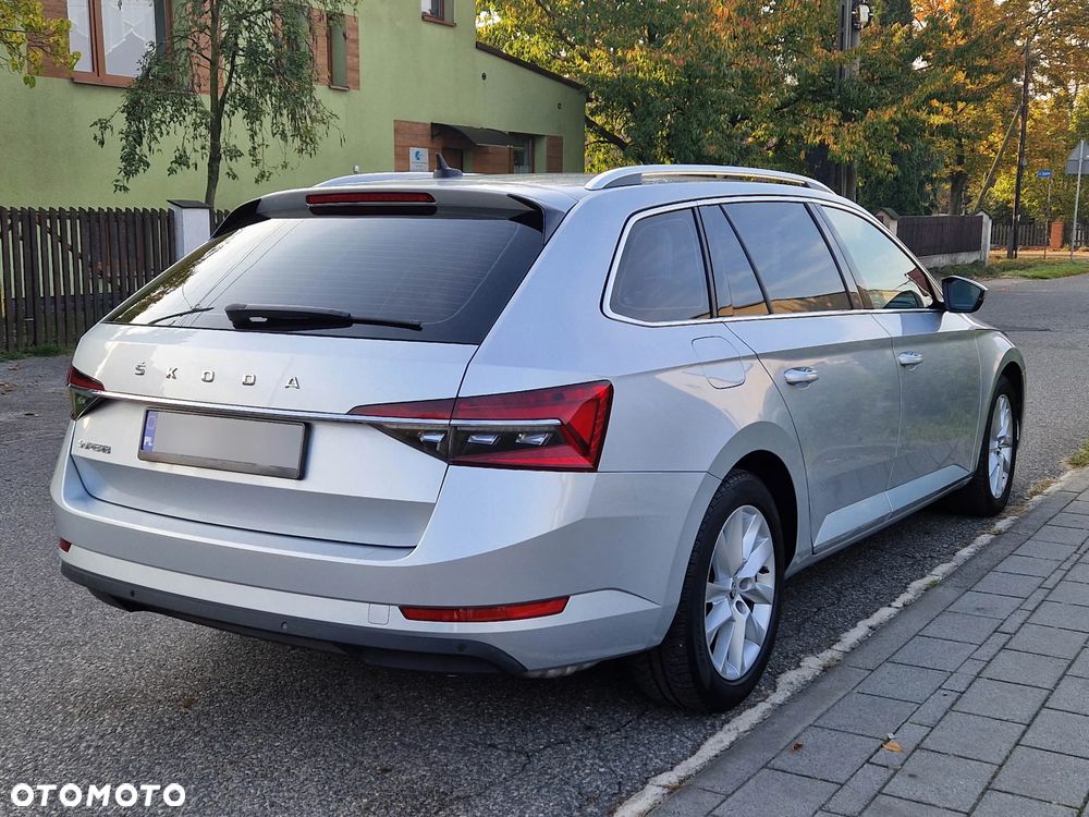 Skoda Superb 2.0 TSI Ambition DSG - 6