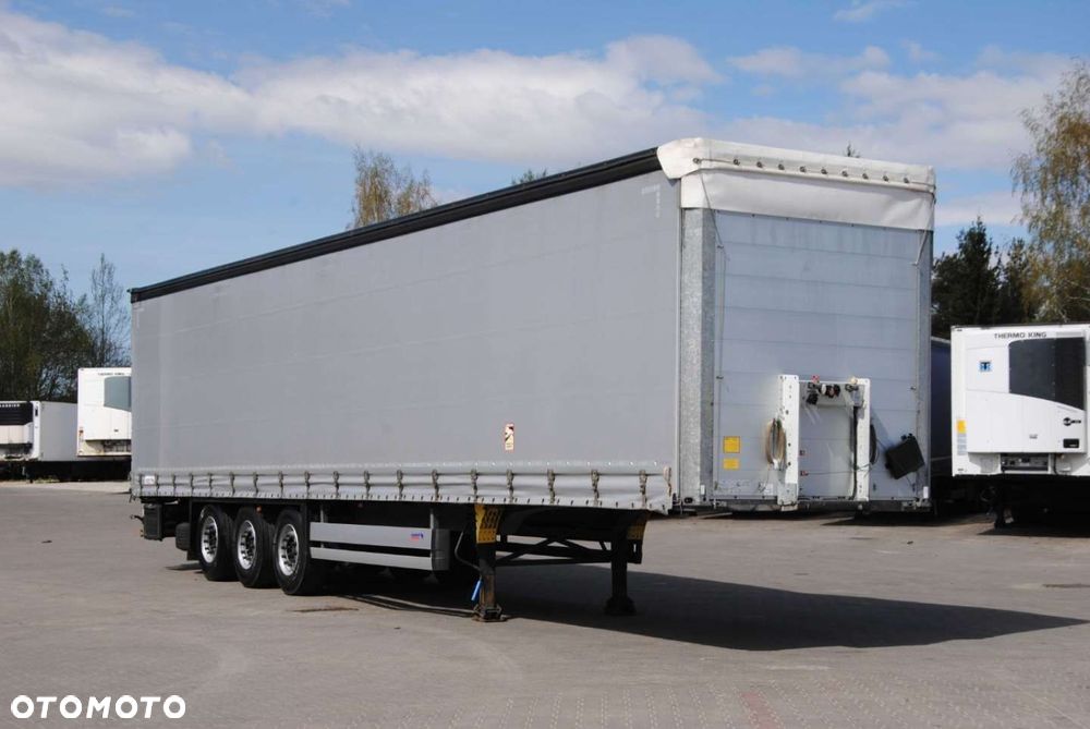 Schmitz Cargobull SCS kurtyna, podnoszona oś - 2