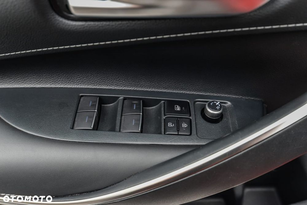 Toyota Corolla 1.8 Hybrid Active - 24