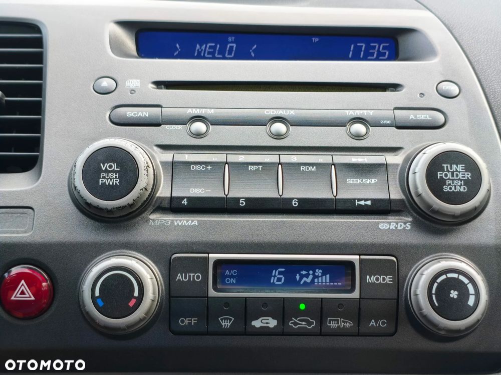 Honda Civic 1.8 Comfort - 9