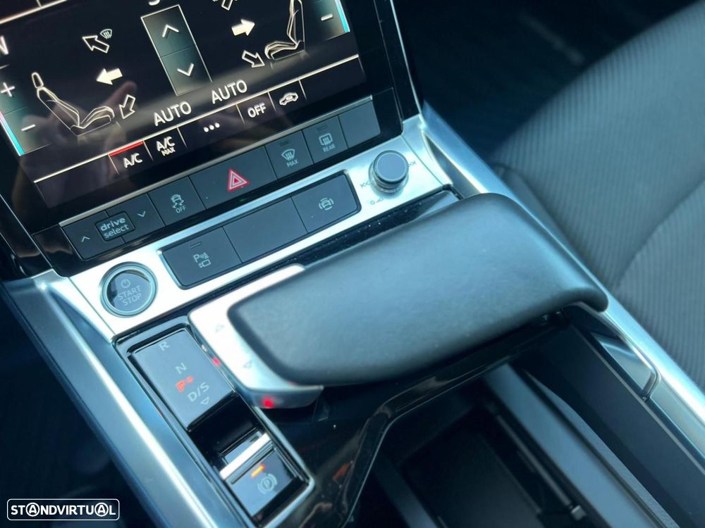 Audi Q8 e-Tron Sportback 55 quattro Advanced - 17