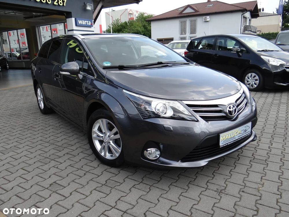 Toyota Avensis Touring Sports 1.8 Executive - 5