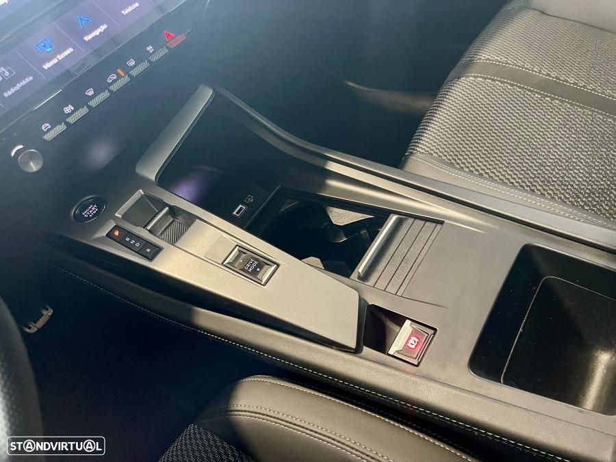 Peugeot 308 1.6 Hybrid GT Pack e-EAT8 - 15