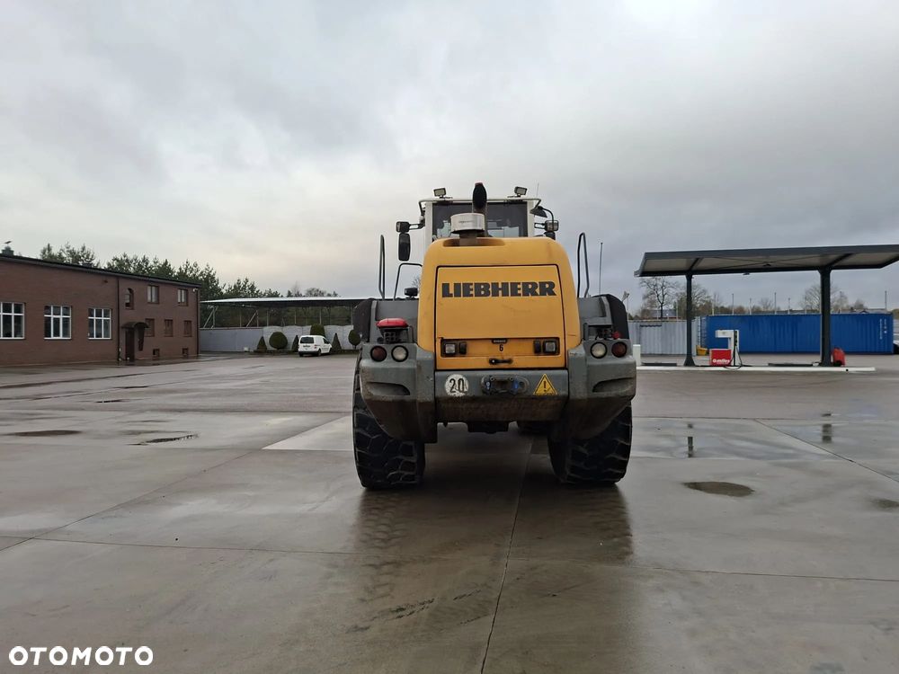 Liebherr L580 - 3