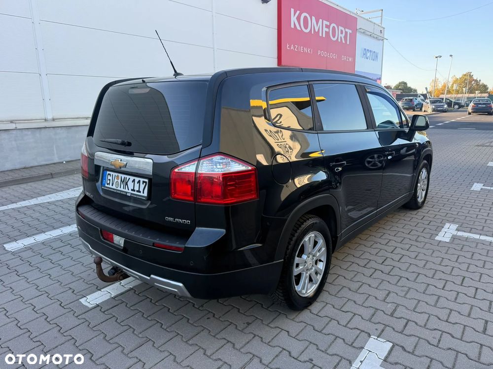 Chevrolet Orlando 2011 photo 4