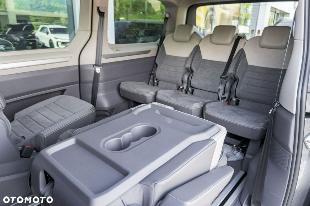 Volkswagen Multivan - 14