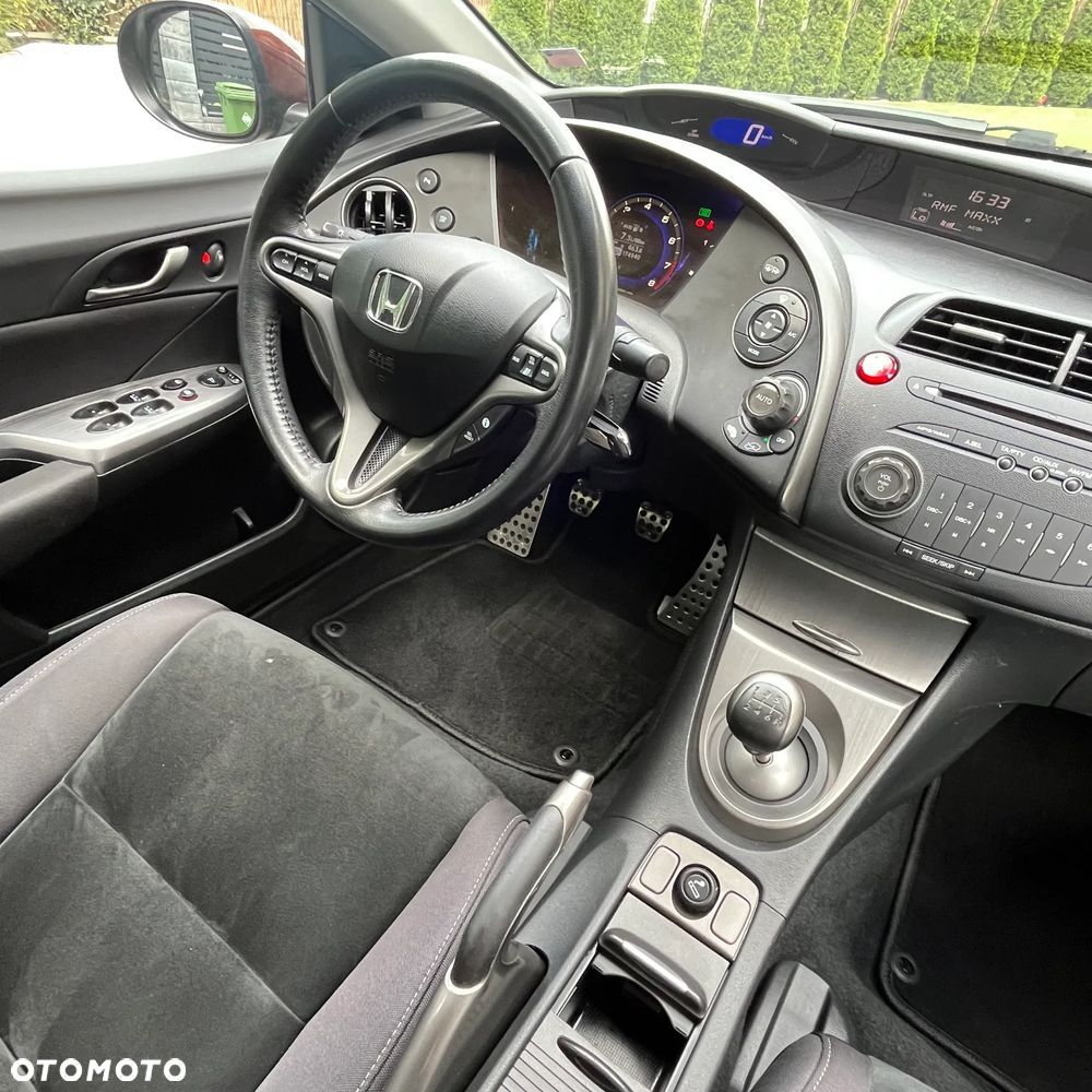 Honda Civic 1.8i-VTEC Sport - 17