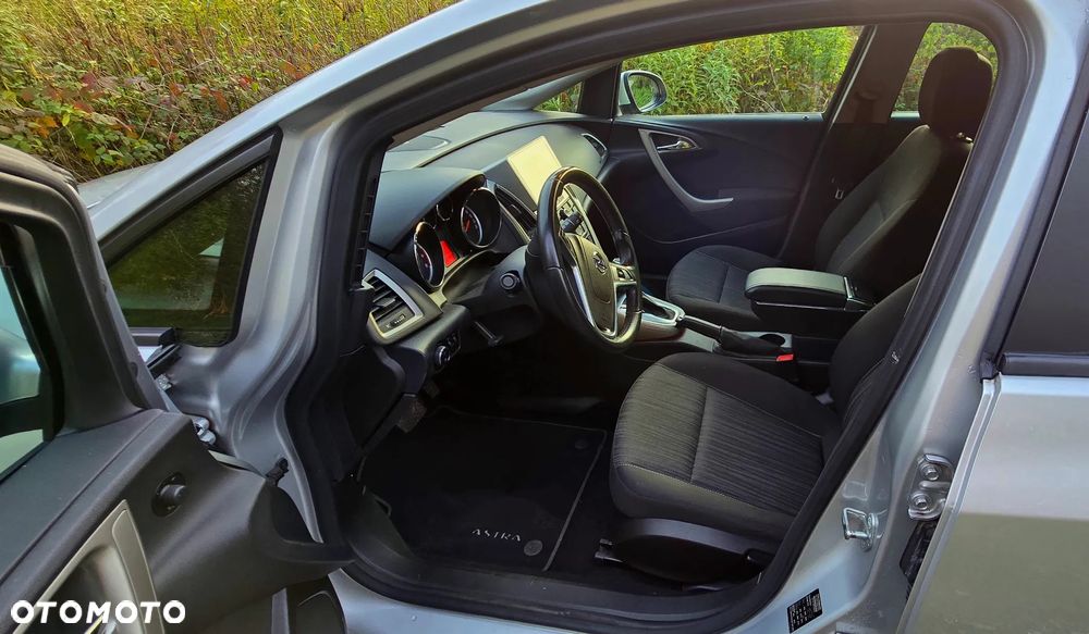 Opel Astra 1.6 Sports Tourer Automatik - 11