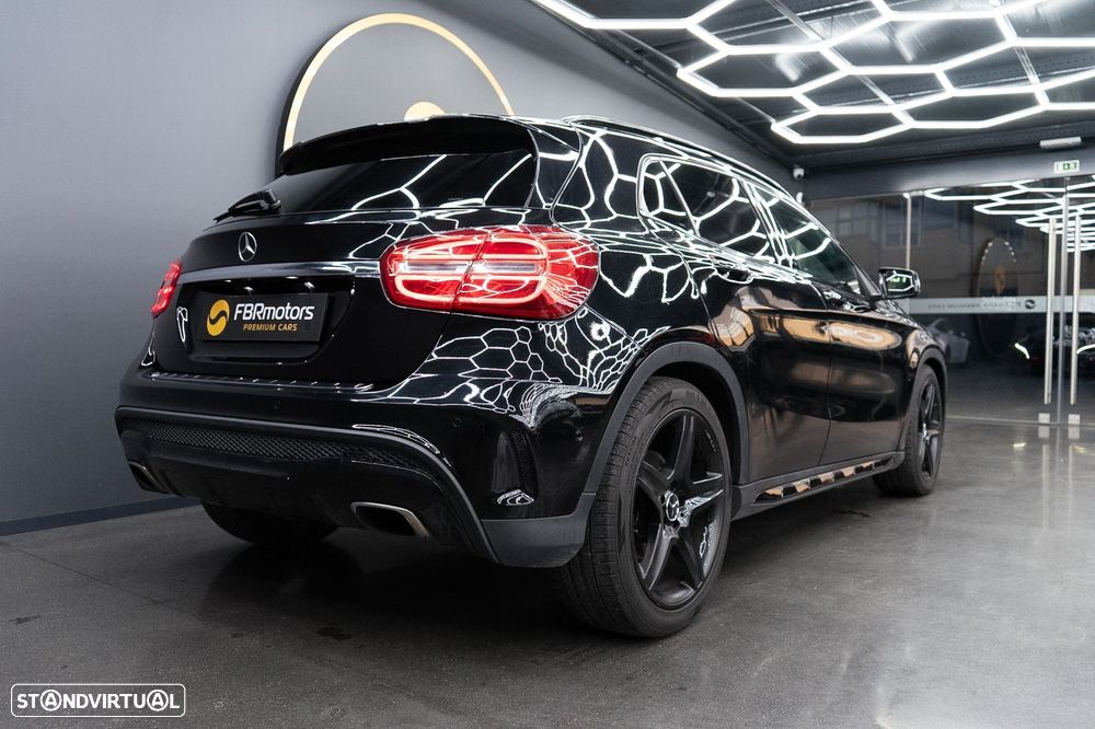 Mercedes-Benz GLA 220 d AMG Line - 11