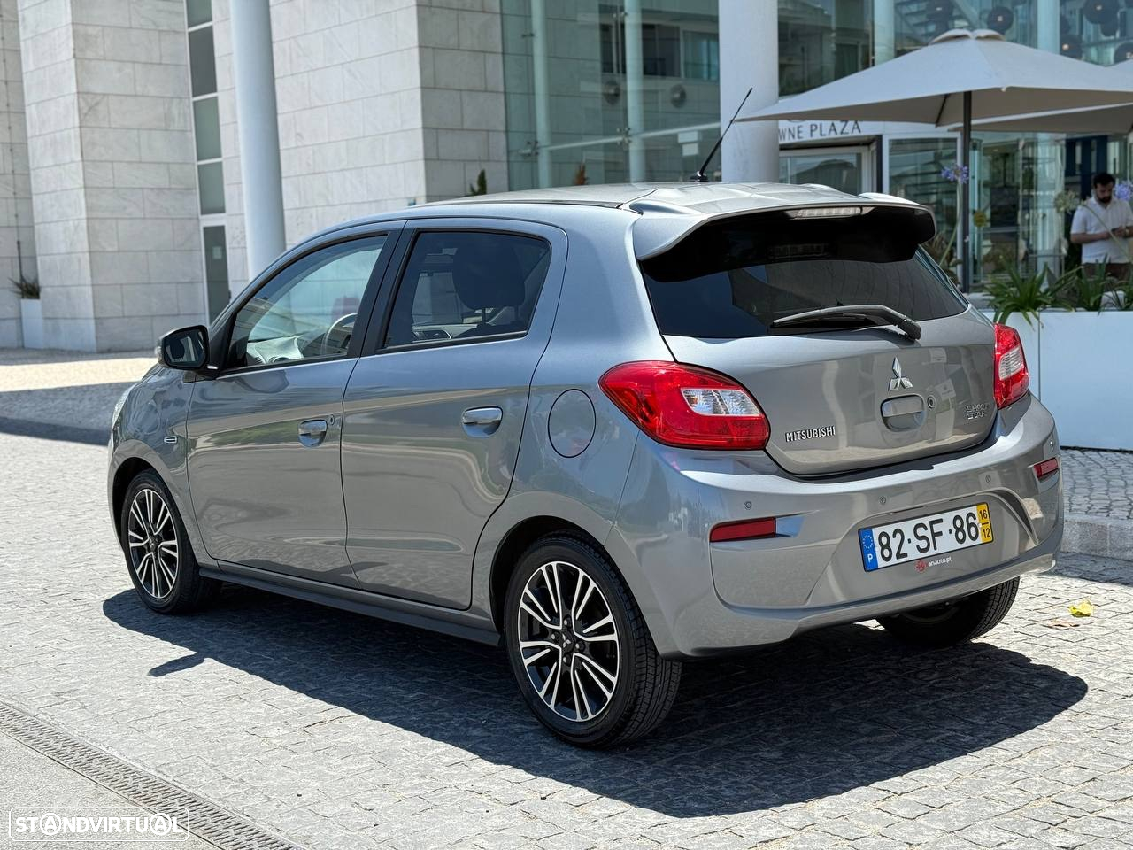 Mitsubishi Space Star 1.2 Intense CVT - 8