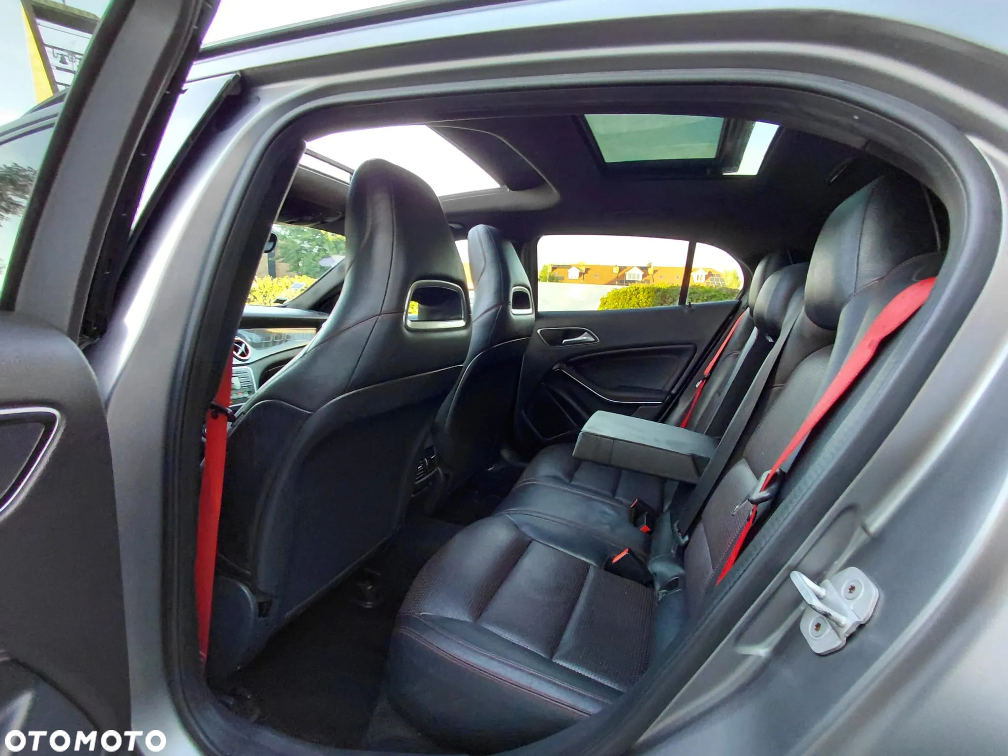 Mercedes-Benz GLA 45 AMG 4Matic 7G-DCT Edition 1 - 16