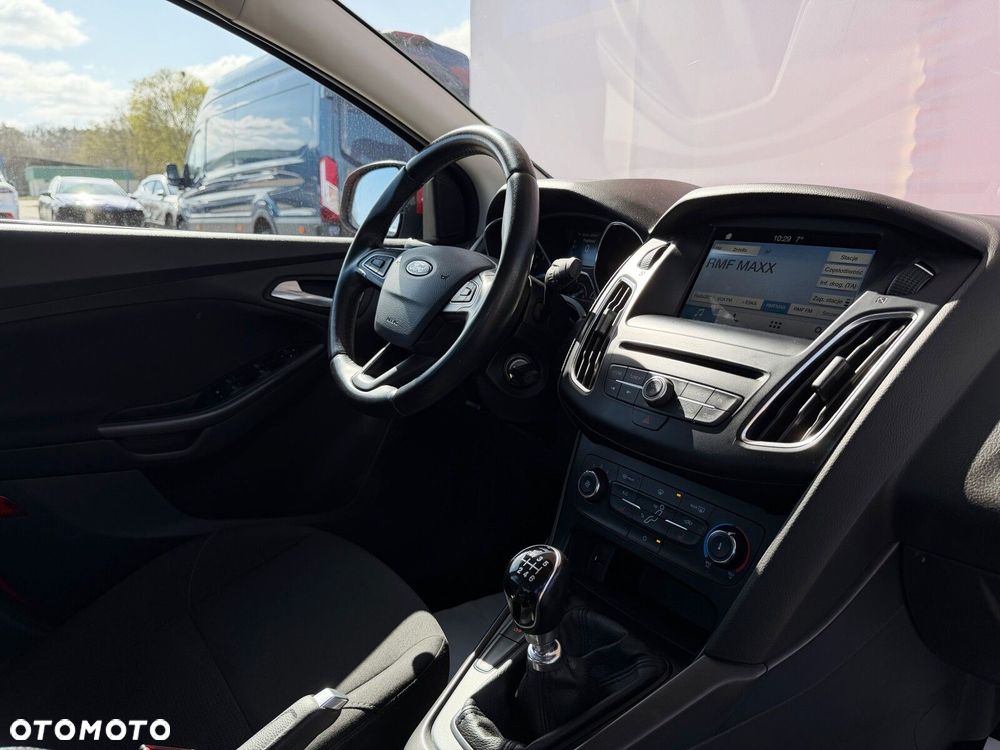 Ford Focus 1.5 EcoBoost SYNC Edition ASS - 26