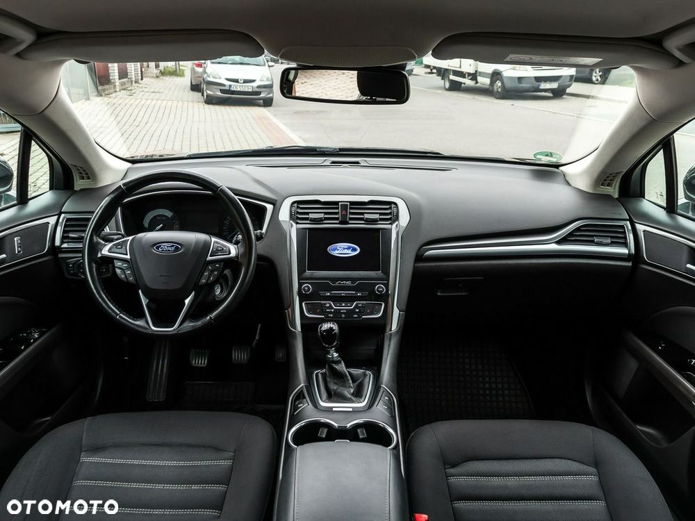 Ford Mondeo - 26