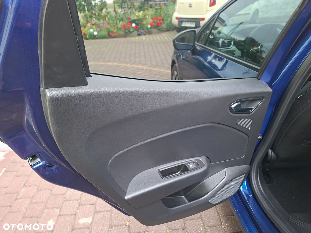 Renault Clio 1.6 E-TECH Techno - 26