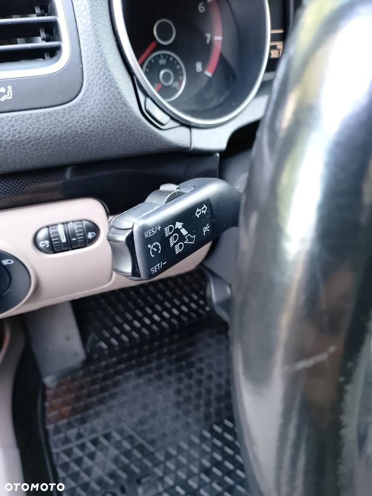 Volkswagen Golf 1.4 TSI Highline DSG - 16