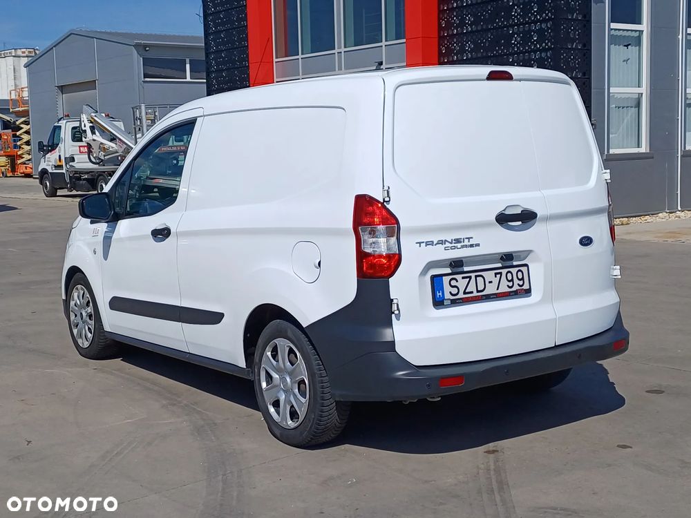 Ford Transit Courier Trend - 5