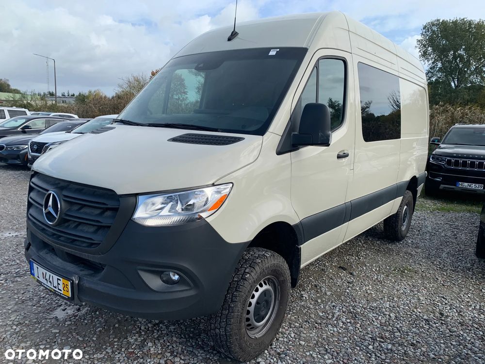Mercedes-Benz Sprinter - 19