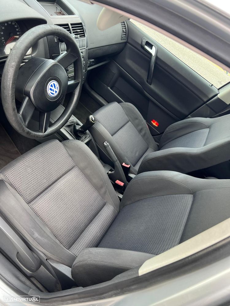 VW Polo 1.4 TDi Trendline - 8
