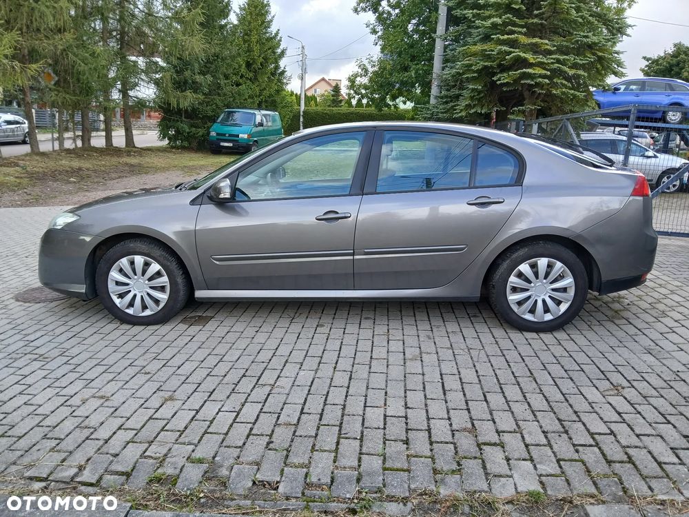 Renault Laguna 1.6 16V 110 Expression - 2