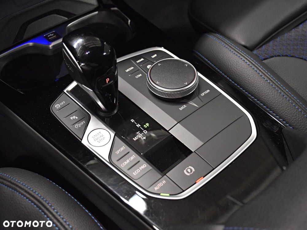 BMW Seria 2 218i M Sport - 17