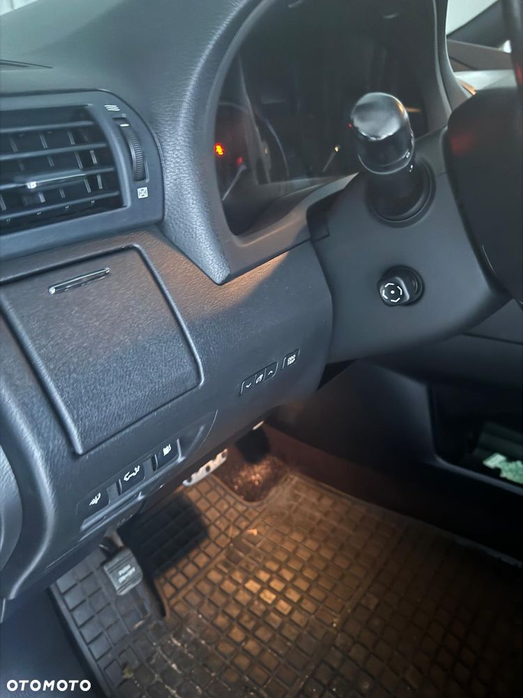 Lexus RX 450h F Sport - 13