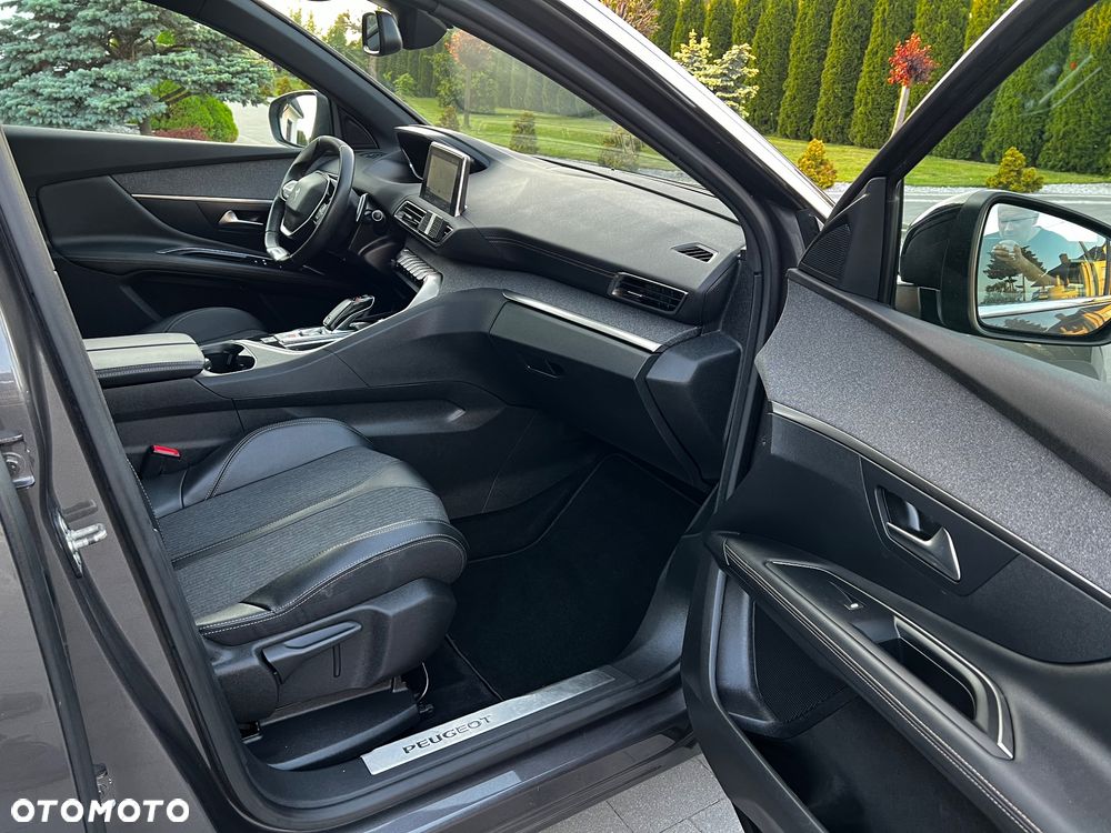 Peugeot 3008 1.5 BlueHDi GT S&S EAT8 - 26
