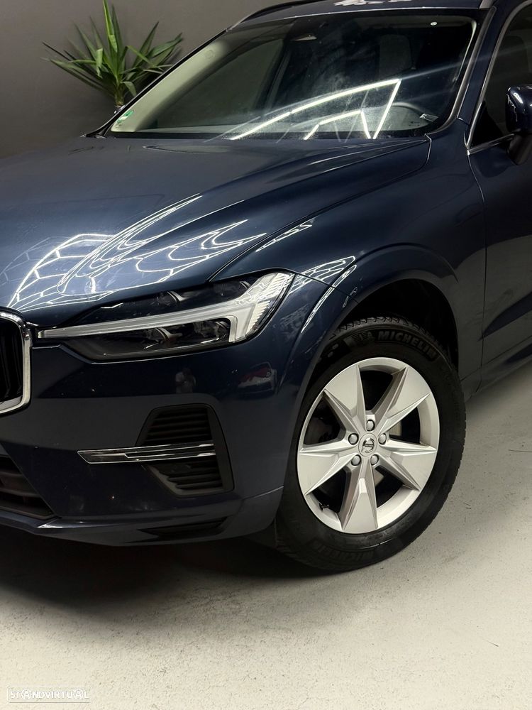 Volvo XC 60 B4 D AWD Plus Dark - 9
