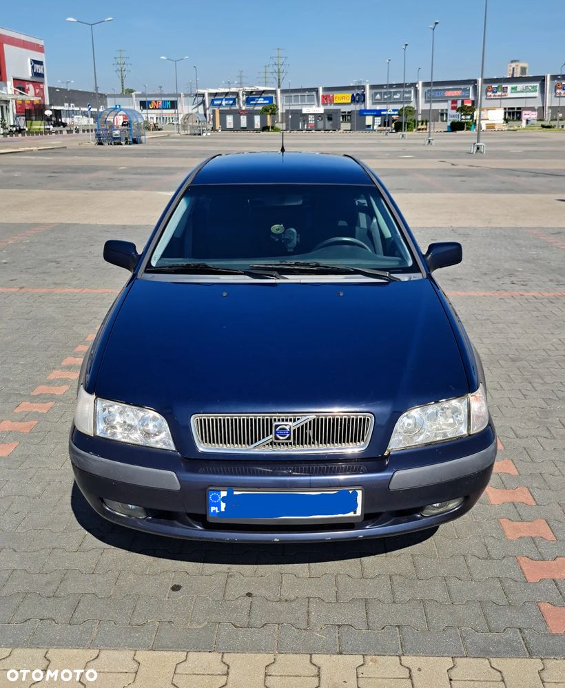Volvo V40 1.8 - 2