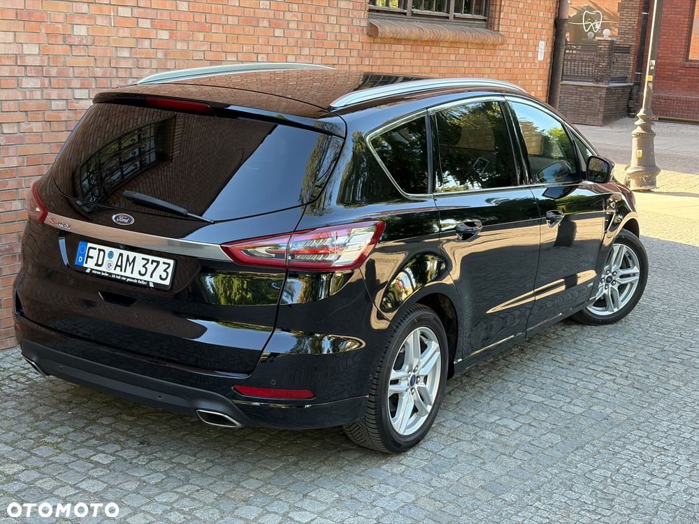 Ford S-Max 2.0 TDCi 4WD Titanium PowerShift - 7
